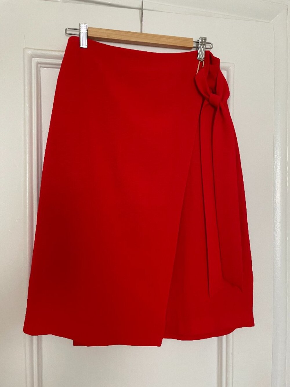 Lucy Paris Bright Red Textured Wrap Skirt with Buckle Tie Accent - Size M